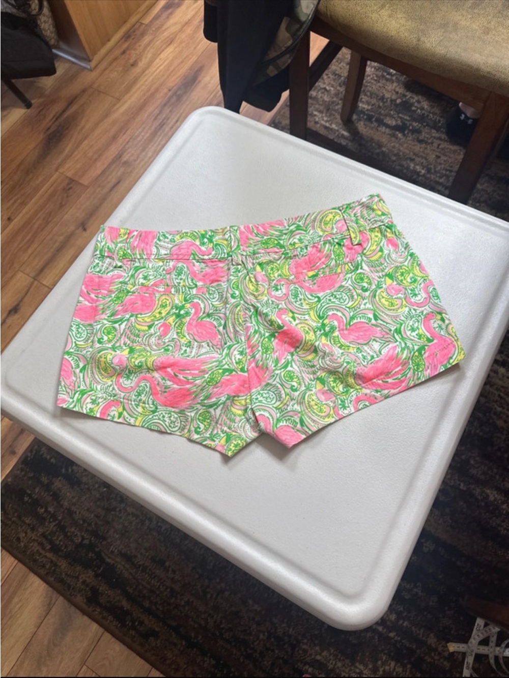 Lilly Pulitzer Pink & Green Flamingo Print Women’s Shorts - Picture 3 of 3